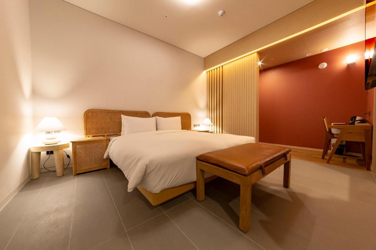 Hound Hotel Haeundae Signature Busan Ngoại thất bức ảnh
