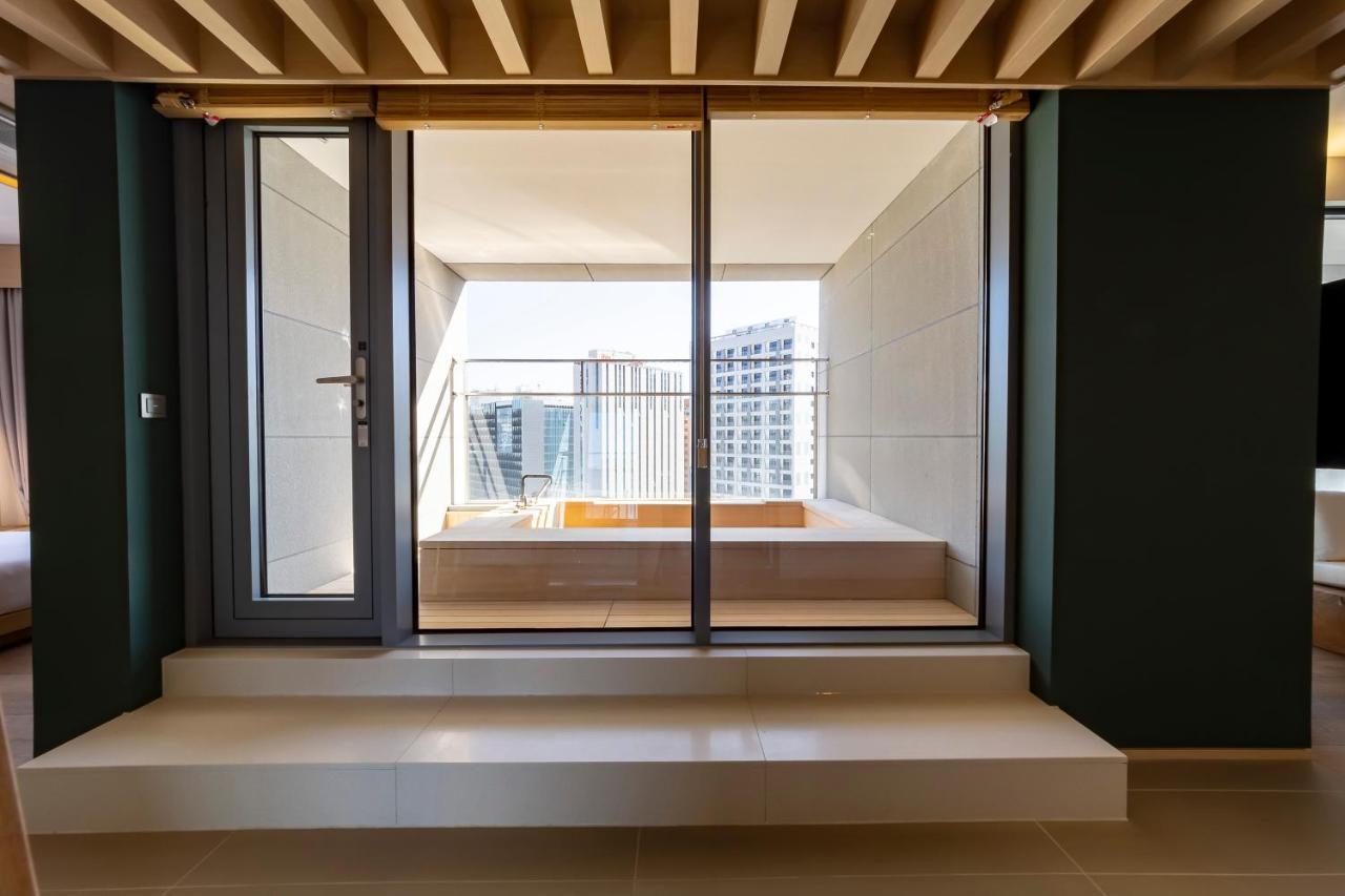Hound Hotel Haeundae Signature Busan Ngoại thất bức ảnh